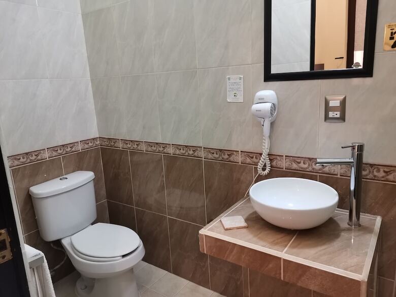 Hotel Mes�n Santa Clara