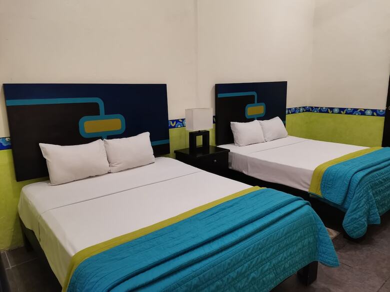 Hotel Mes�n Santa Clara