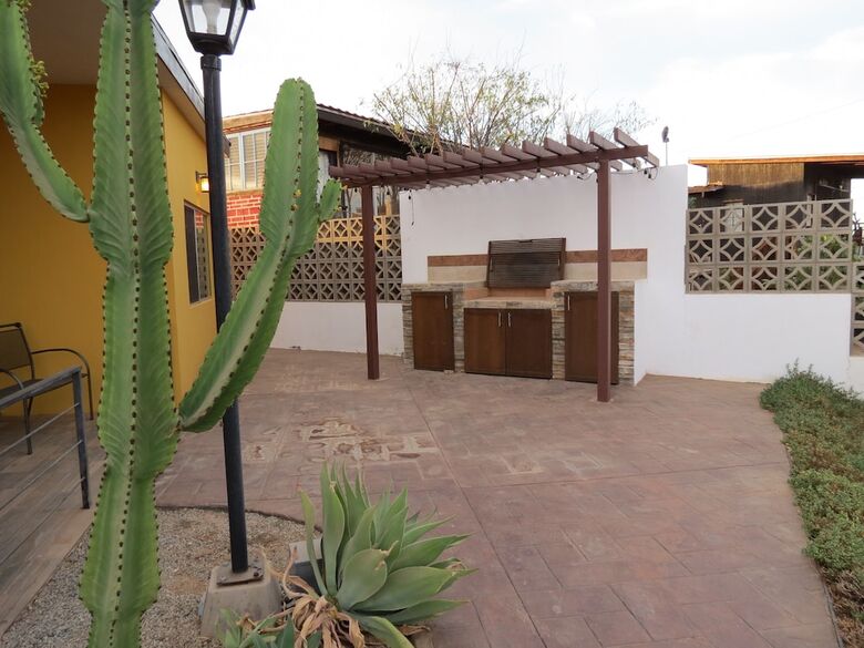 Casitas Del Valle