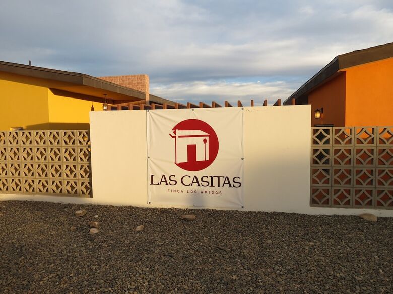 Casitas Del Valle