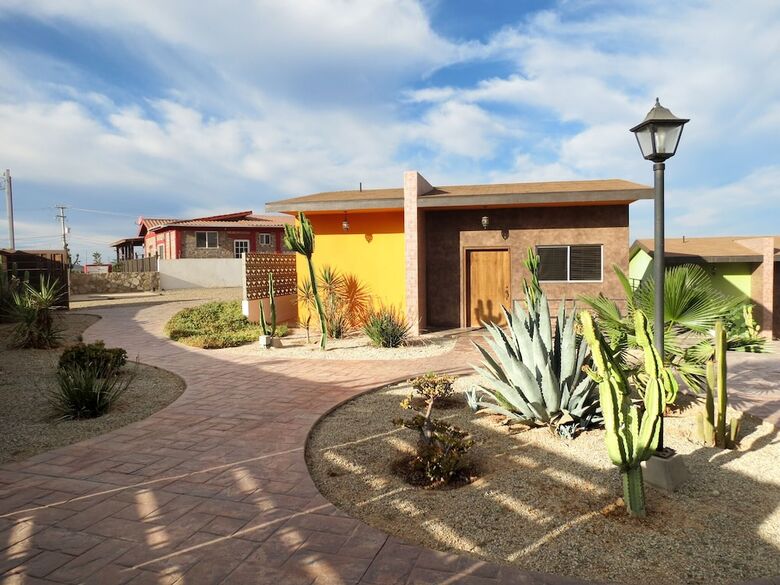 Casitas Del Valle