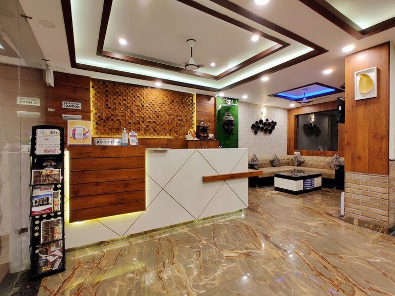 Hotel Divine Residency