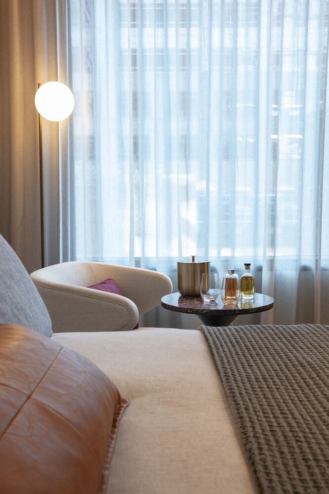 Next Hotel Melbourne, Curio Collection By Hilton