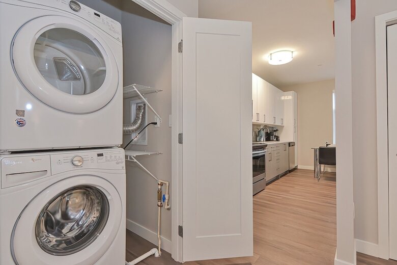 Aparthotel Global Luxury Suites East Boston