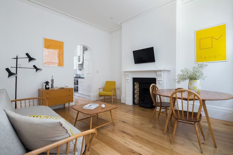 Aparthotel Hausd - Floral Street