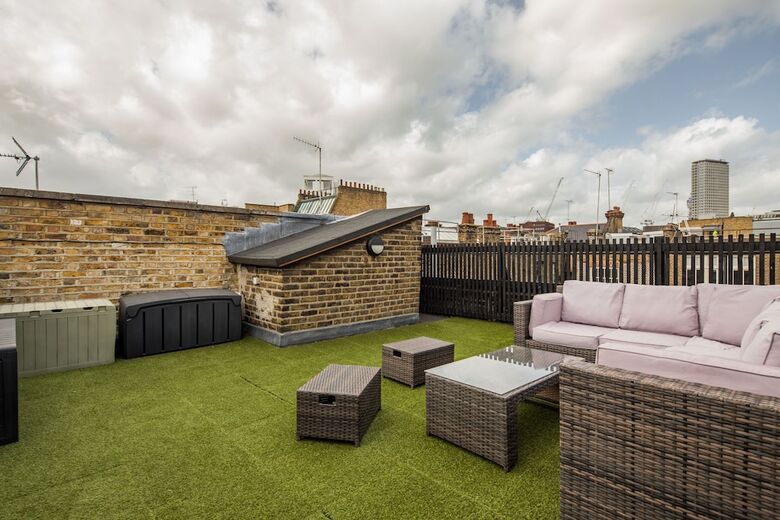 Aparthotel Hausd - Floral Street
