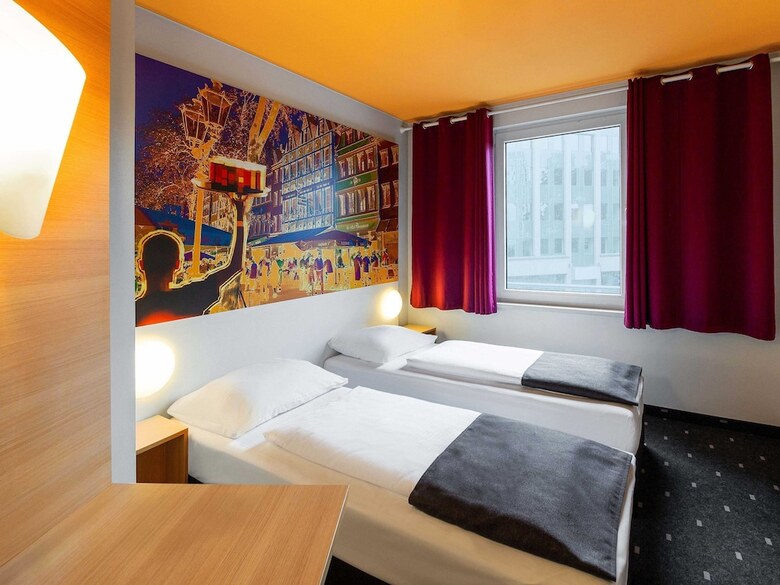 B&B Hotel D�sseldorf-city