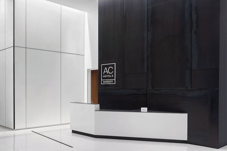AC Hotel By Marriott Orlando Downtown