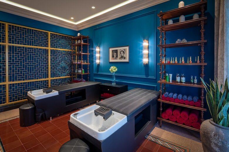 Silk Path Grand Hue Hotel