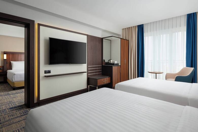 Hotel Courtyard By Marriott Tashkent
