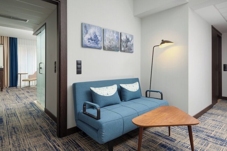 Hotel Courtyard By Marriott Tashkent
