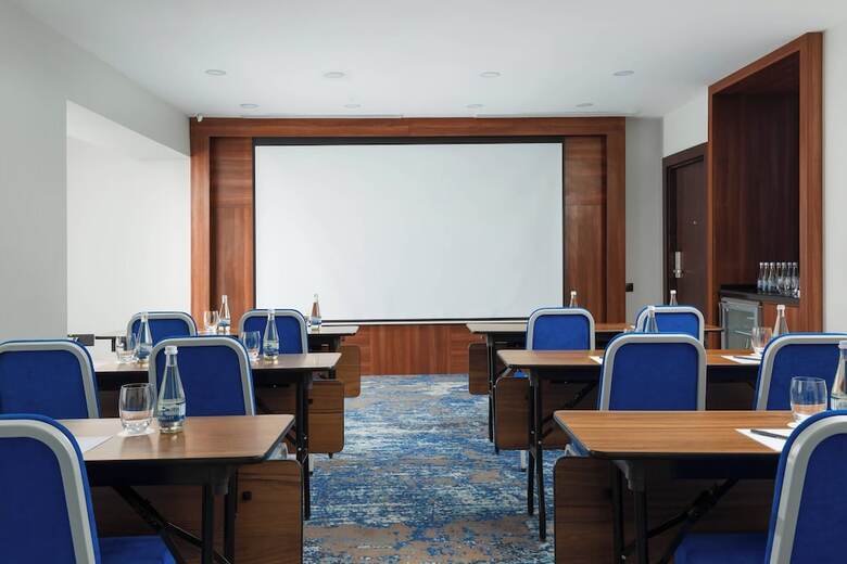 Hotel Courtyard By Marriott Tashkent