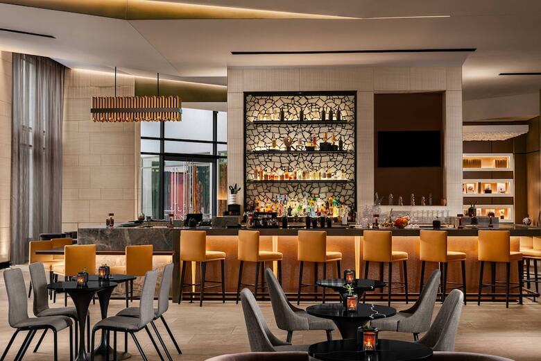 AC Hotel By Marriott Phoenix Downtown