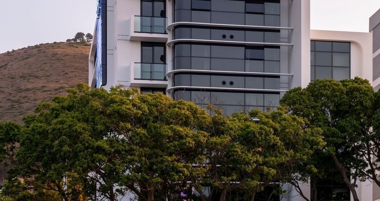 Anew Hotel Green Point