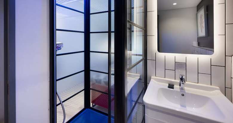 Anew Hotel Green Point