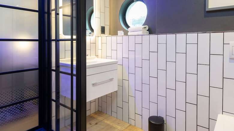 Anew Hotel Green Point