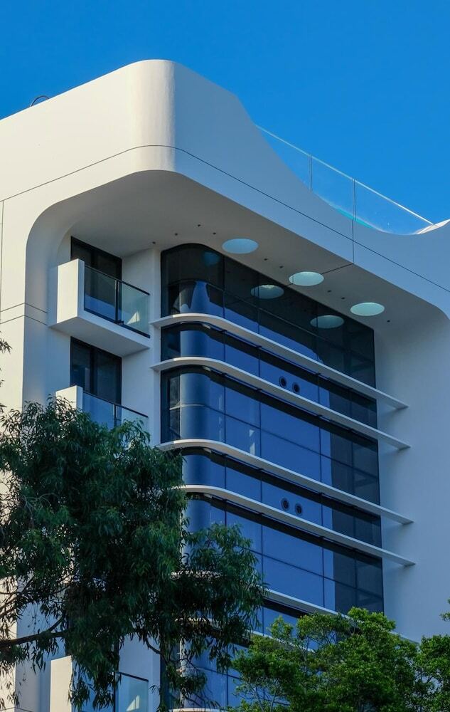 Anew Hotel Green Point