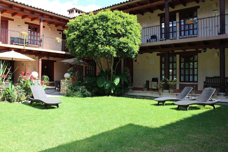 Hotel La Estancia