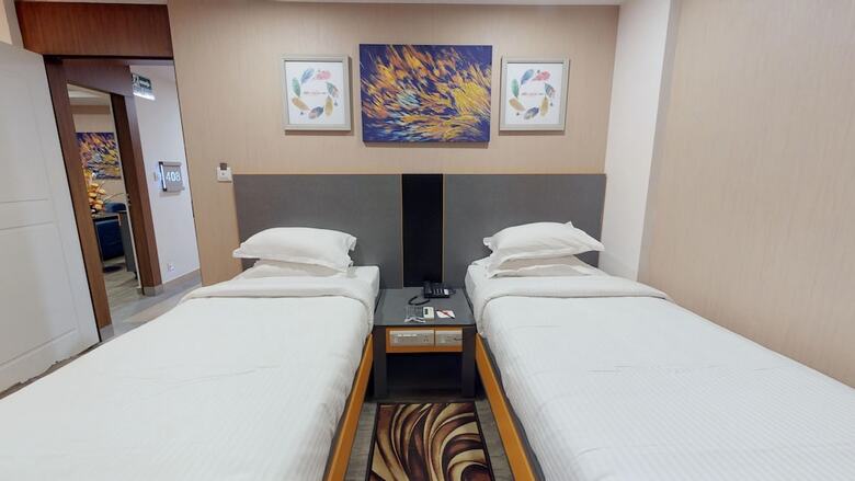Hotel 37th Crescent Boutique Suites