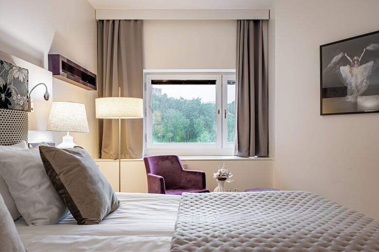 Solna Park & Hotel