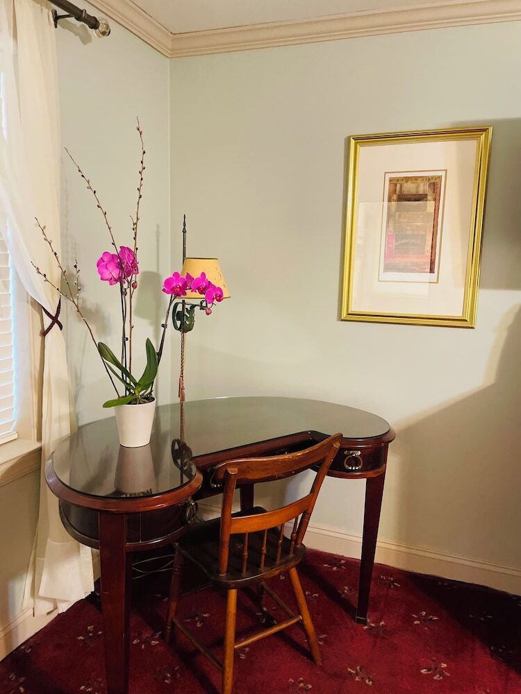 Bed & Breakfast Hargrave House B & B