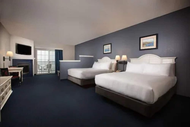 Blue Harbor Resort And Conference Center