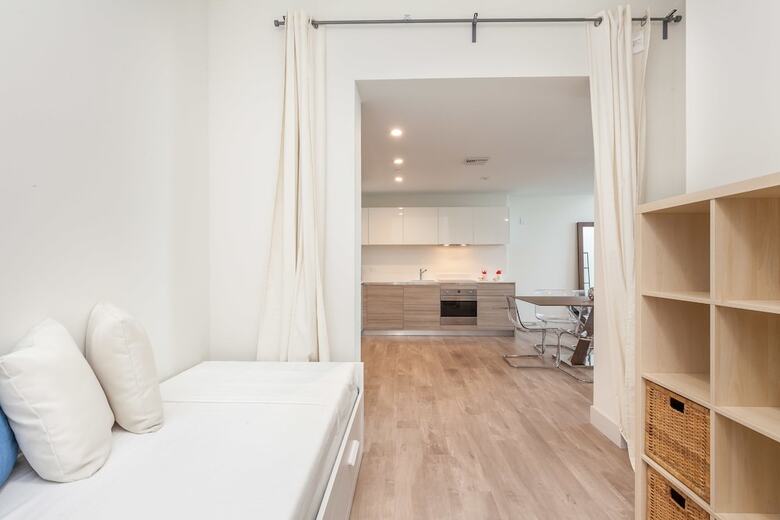 Private Luxury Condos At Costa Hollywood