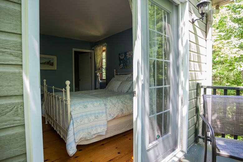 Bed & Breakfast La Chaumiere De L' Anse