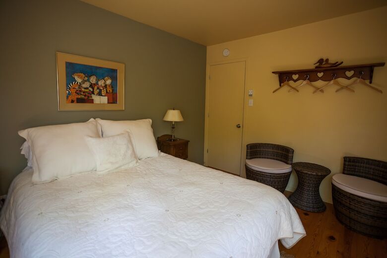 Bed & Breakfast La Chaumiere De L' Anse