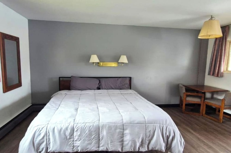 Motel Capital O Swan Inn Comstock Park