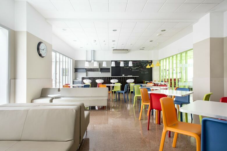 Hotel Residencia Universitaria Resa Blas De Otero