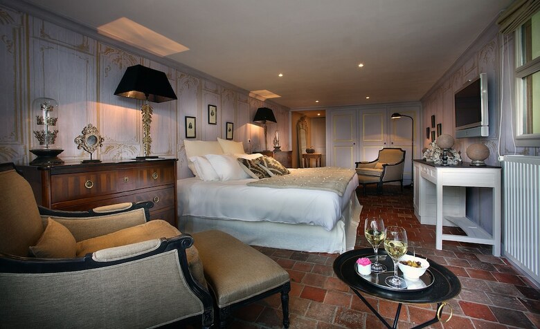 Hotel Domaine Des Saints P�res