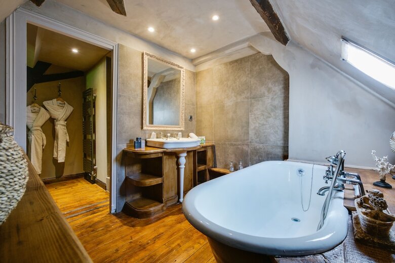 Hotel Domaine Des Saints P�res