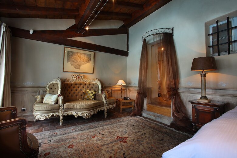 Hotel Domaine Des Saints P�res