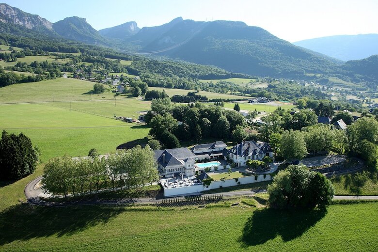 Hotel Domaine Des Saints P�res