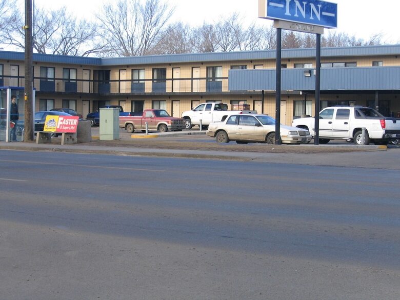 Motel Eastglen Inn