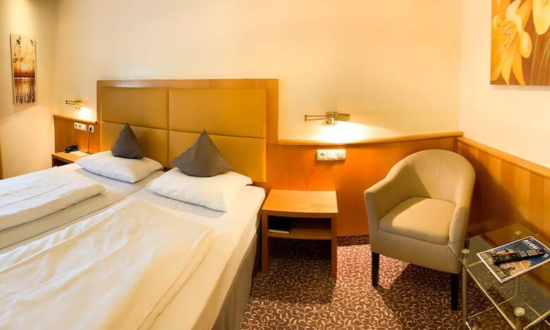 City Hotel Ost Am K�