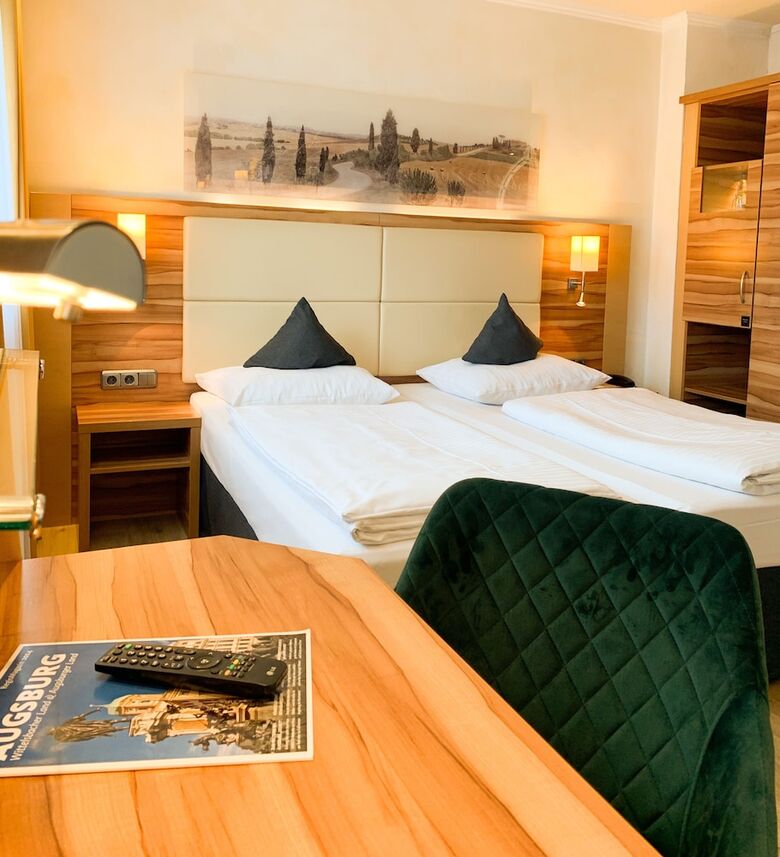 City Hotel Ost Am K�
