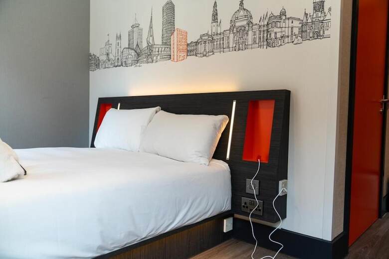 Easyhotel Cardiff