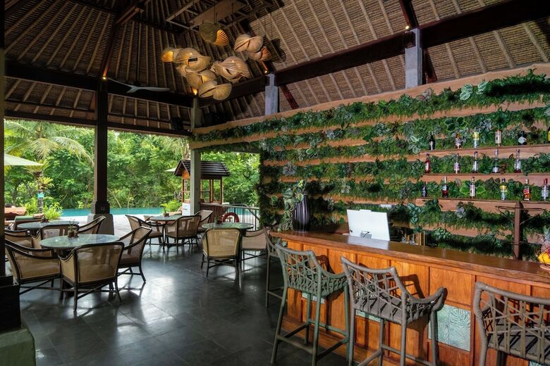 Hotel Adiwana Suweta