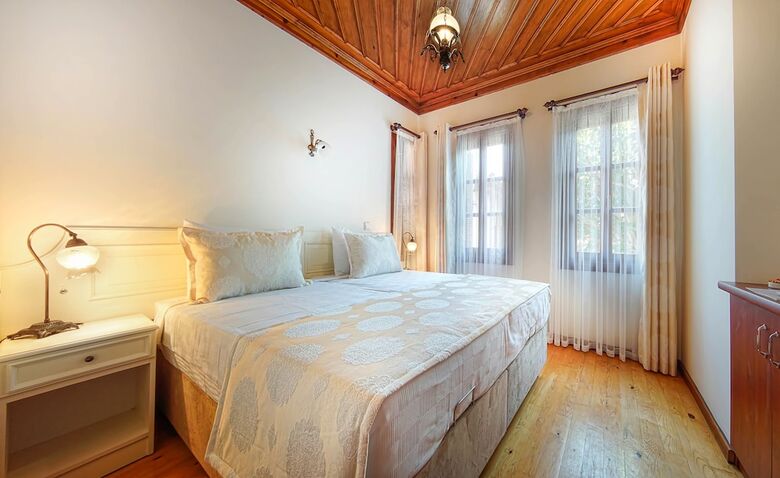 Minyon Hotel