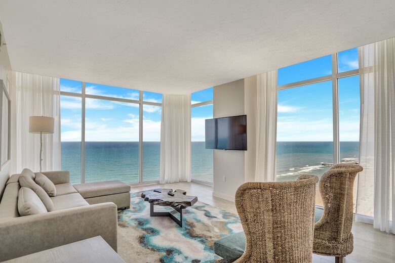 Hotel Daytona Grande Oceanfront Resort