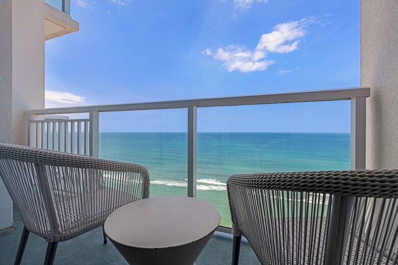Hotel Daytona Grande Oceanfront Resort