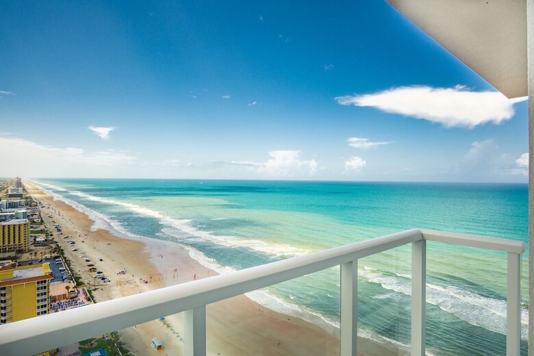 Hotel Daytona Grande Oceanfront Resort