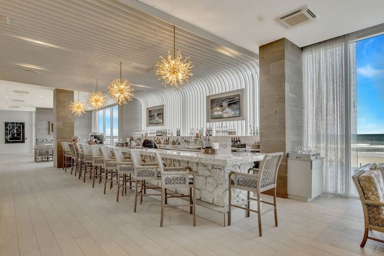 Hotel Daytona Grande Oceanfront Resort