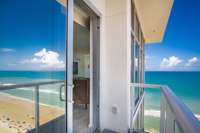 Hotel Daytona Grande Oceanfront Resort