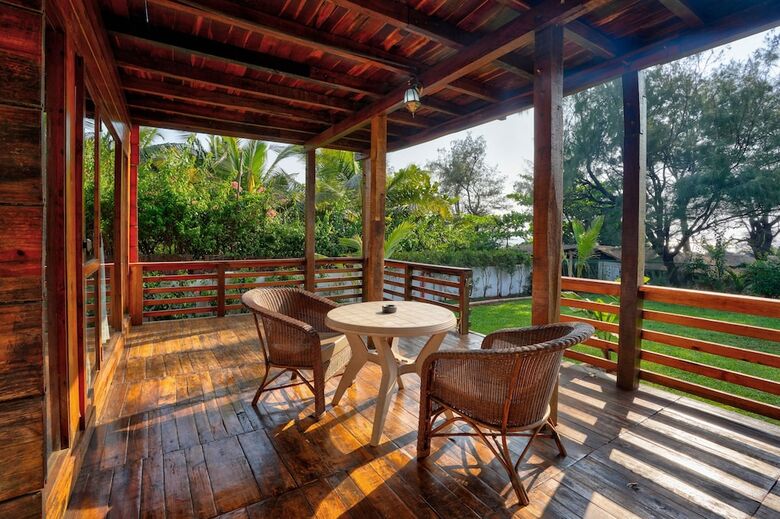Aqua Marina Beach Cottages