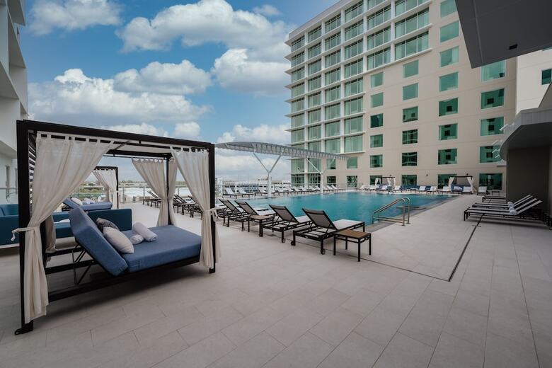AC Hotel By Marriott Fort Lauderdale Airport