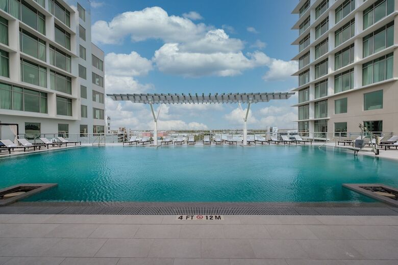 AC Hotel By Marriott Fort Lauderdale Airport
