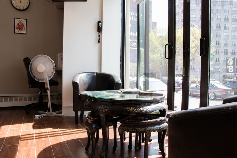 Hotel St Lawrence Residences And Suites
